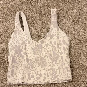 lululemon athletica Cream and Light Gray Printed Cropped Tank